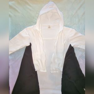 Dubgee By Whoopi Hoodie Top. White With Black Side Panels, Size XL